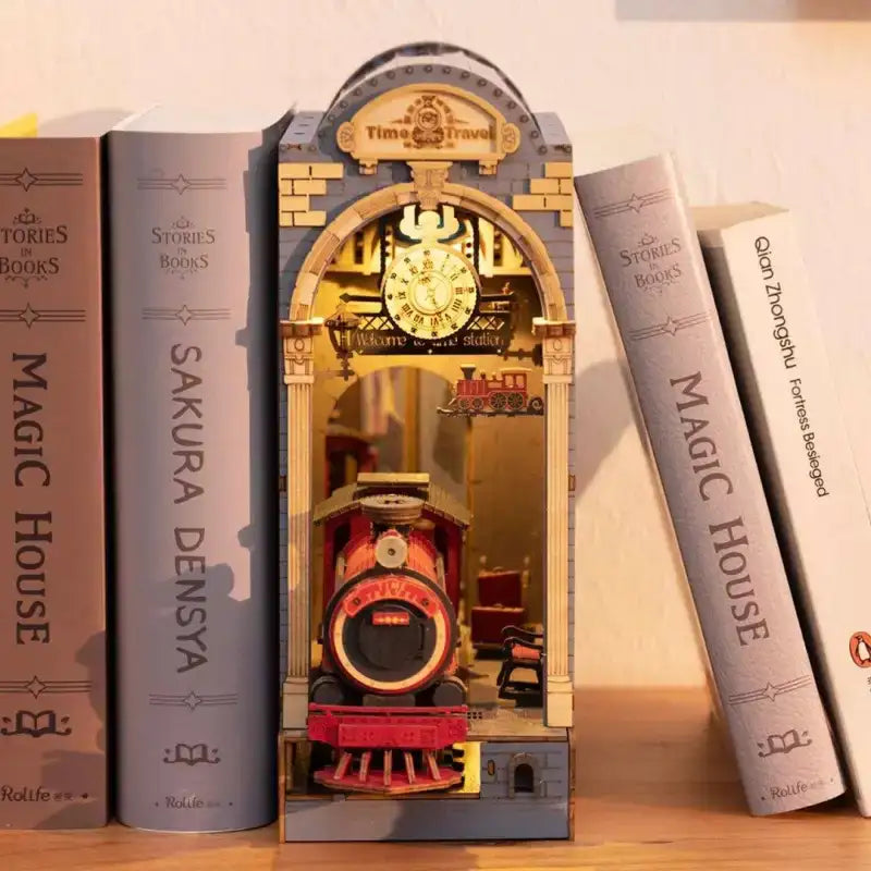 Book Nook The Time Machine (Inspired by the Jacobite