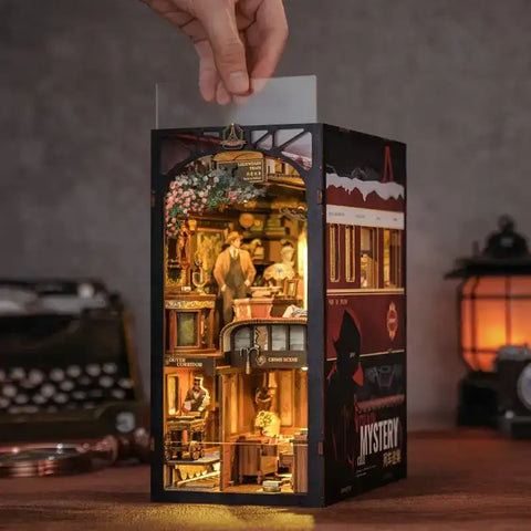 Book Nook Train Mistery - 2025